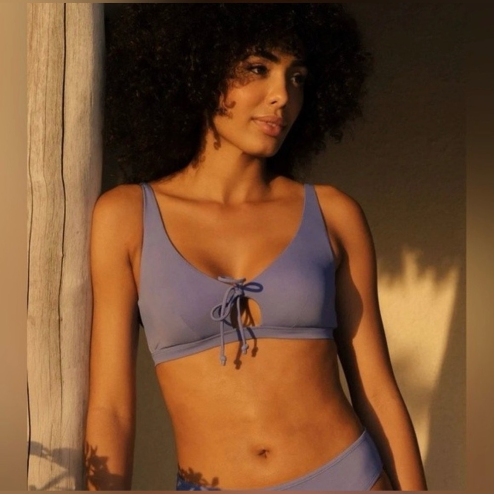 Andie ‘The Crete’ Bikini Top - Periwinkle | Medium - Rare Color | NWT